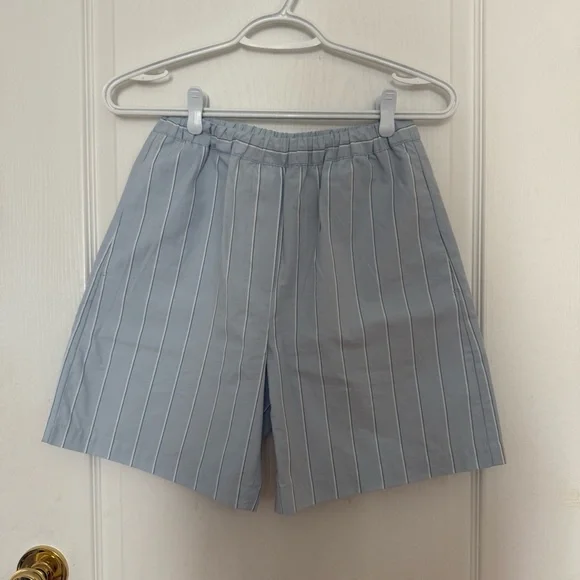 Wilfred Women’s Sky Blue Pinstripe Set Shirt & Shorts - Picture 4 of 6